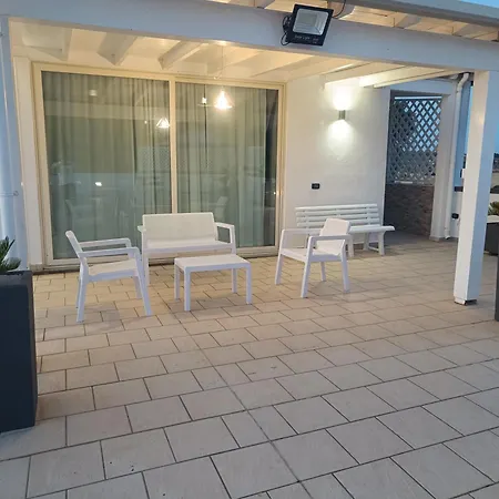 A Rivabella Tatil Evi